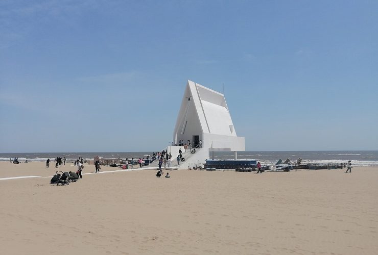 Sleeping Next to the Ocean in Aranya: China's Most Aesthetic Beach Route