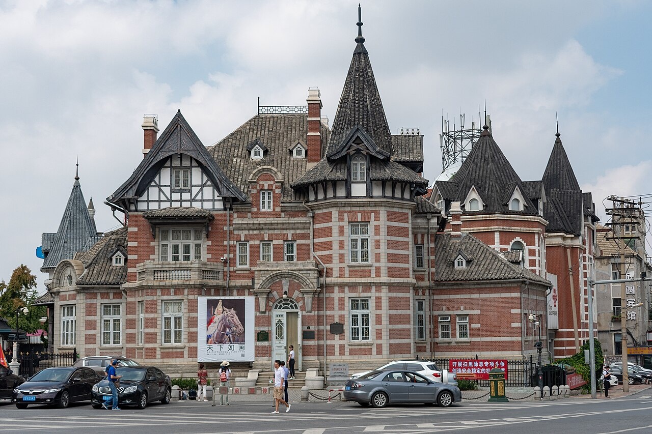 Russian Vibes and Seafood Feasts: A Weekend Route in Dalian