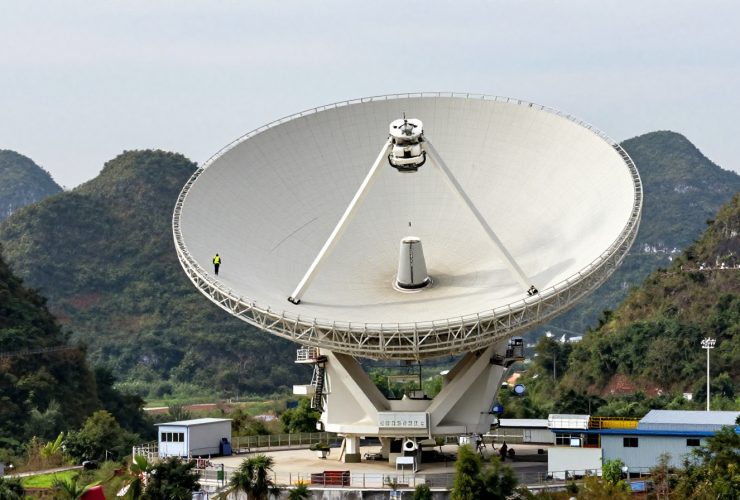 The World's Largest Radio Telescope Is Hunting for Aliens Here