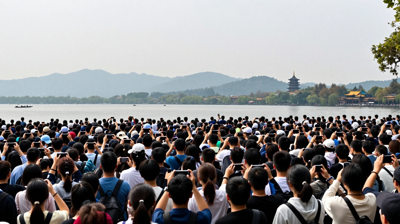 Crowds of Chinese college students visiting a major historical site during a weekend trip.