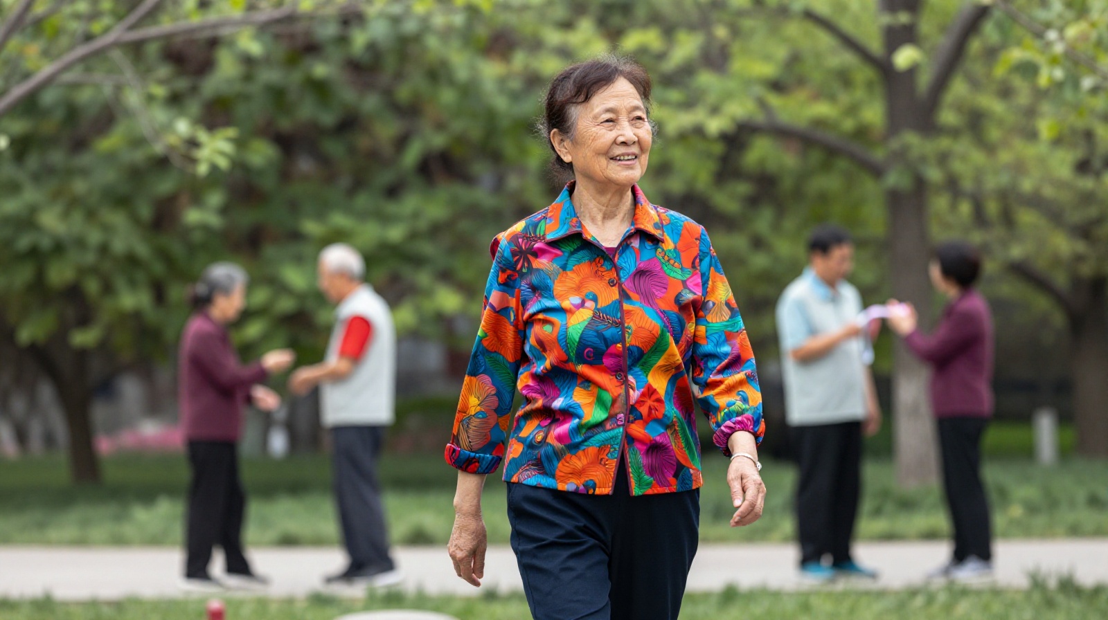 Li Hua enjoying a walk in a park while wearing her unique fashion style