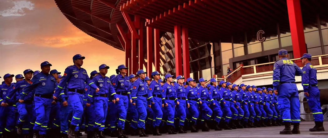 The Rescue Team: Volunteers Who Save Lives for Free