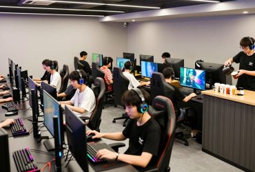 Beyond the Dark Room: Inside China's Modern Esports Cafes