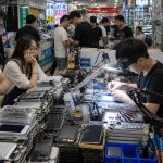 The Magic of Phone Repair: Fixing Screens and Batteries in Minutes