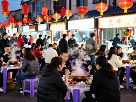 New Neighborhood Landmarks: How Hotpot and Sour Soup Are Redefining Urban Nightlife