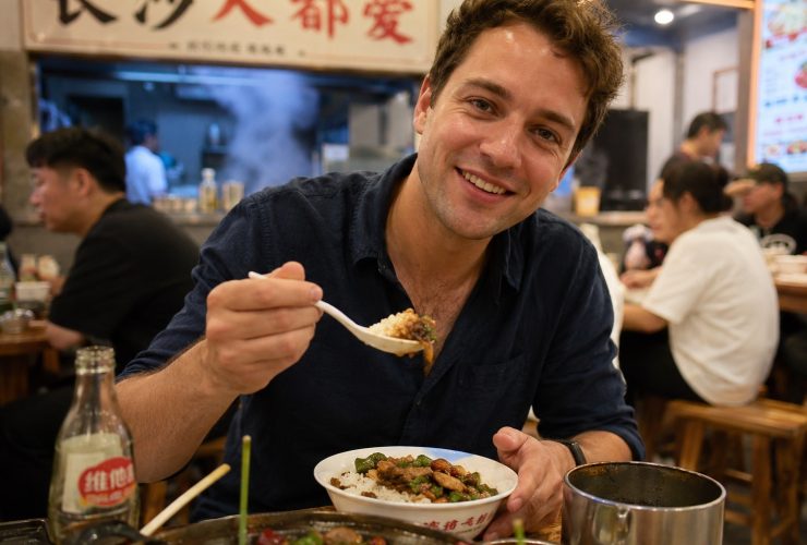 First Time in Changsha: What a Foreigner Really Tasted in 'Farmhouse One-Bowl Fragrance'