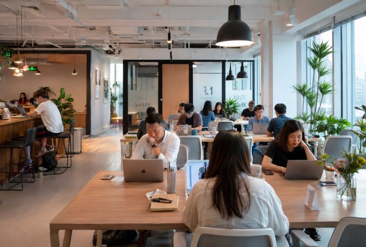 Co-working with Strangers: The New Social Logic of Urban Shared Offices