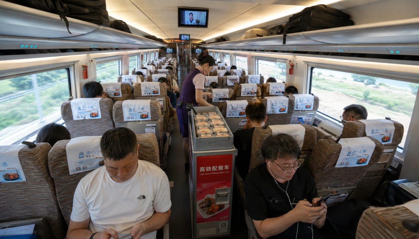 A Boxed Lunch on the High-Speed Rail: A 12-Hour Journey Diary