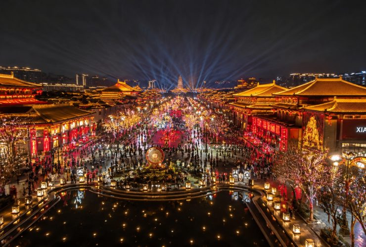 Xi'an's Grand Tang Dynasty Mall: How Night Economy Revives the Ancient City?