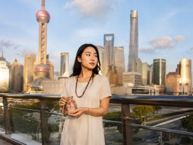 From the Dulong River to Lujiazui: A Dulong Girl's Journey Between Two Chinas