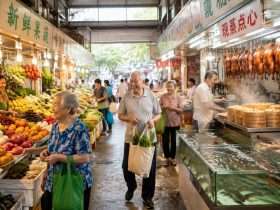 The Complete Guide to the Wet Market: Bargaining Like a Local