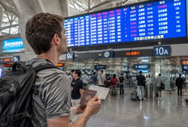 Traveling China with a Passport: Trains, Flights, and Long-Distance Buses 26 Traveling China with a Passport: Trains, Flights, and Long-Distance Buses