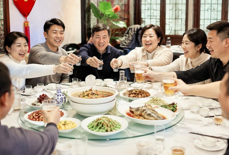 The Chinese Banquet: Seat Arrangements, Toasts, and the Art of Paying
