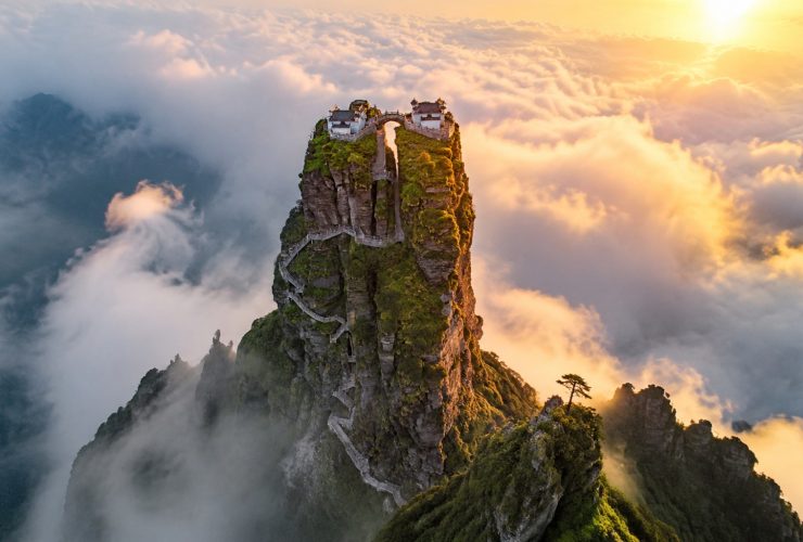 Inside Fanjingshan: What It's Really Like to Visit China's Cloud-Shrouded Peak