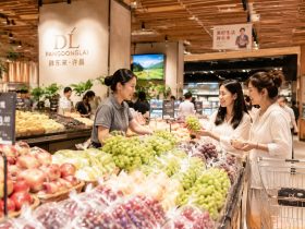 Shopping at Pangdonglai, Tasting Authentic Xuchang: How a Supermarket Shapes Local Life and Tourism