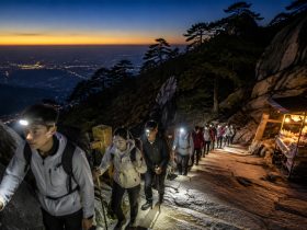 Climbing Mount Tai at Midnight to Catch the Ultimate Sunrise