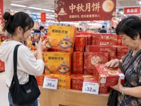 Mooncake Revolution: Five-Nut Steps Aside for Luosifen and Milk Tea Fillings