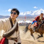 Horse Racing in Nagqu, Tibet: Herders Live-Stream the Festival, Drawing More Viewers Than the Crowd