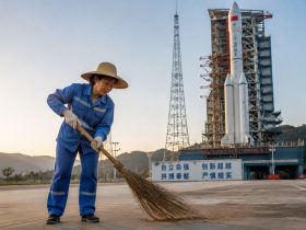 Behind China's Space Achievements: How Ordinary People Take Part