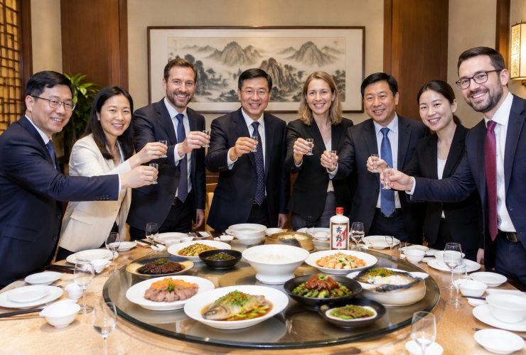 The Chinese Business Dinner: A Complete Survival Guide for Foreign Executives