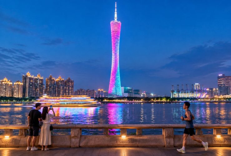 Guangzhou: Canton Tower – The ‘Slim Waist’ Above the Pearl River at Night