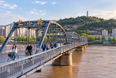 Lanzhou: Zhongshan Bridge and the Yellow River That Runs Through the City