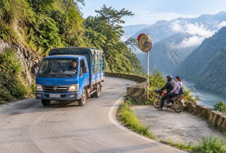 Three Years to Build One Mountain Road — and a Yunnan Village's First Delivery Truck
