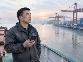 Smart Shipping on the Yangtze: How Apps and Data Are Changing River Transport