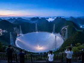 FAST: The World's Largest Radio Telescope Listening to the Edge of the Universe 68 FAST: The World's Largest Radio Telescope Listening to the Edge of the Universe