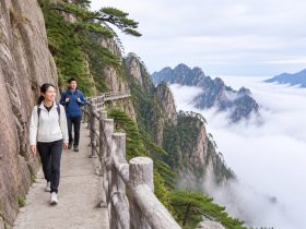Sanqingshan's Cliffside Walkways: What It's Like to Walk on the Edge