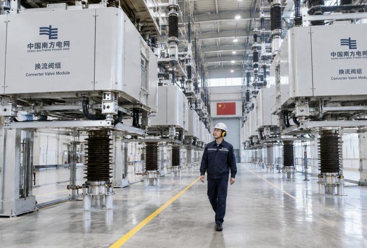 The World's First Controllable Commutation Valve for ±800 kV/8 GW UHVDC