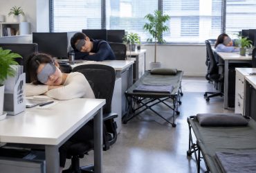 The Art of Disappearing: The Collective Noon Nap in Chinese Offices