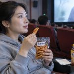 Chicken Feet at the Cinema? The Snacking Revolution in China