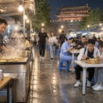 Kaifeng's Midnight Market: Real-Life Social Scenes Through a Food Lens