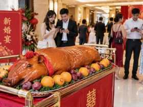 Roast Suckling Pig at Modern Weddings: How Cantonese Banquet Traditions Evolve With Changing Family Values