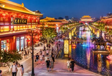 Xi'an's Grand Tang Dynasty Mall: How Night Economy Revives the Ancient City?